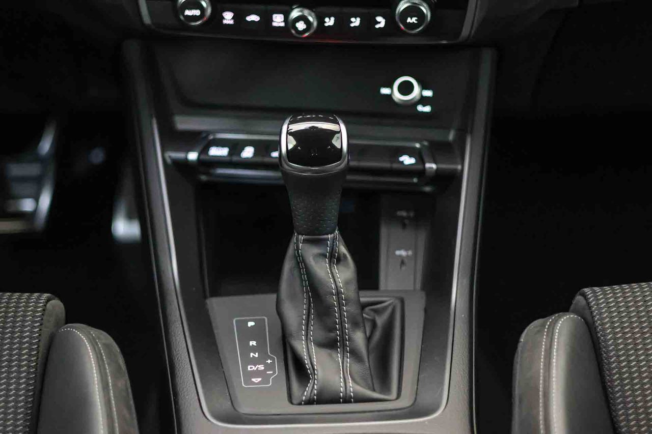 Audi Q3 45 TFSI e 180kW S tronic S Line *Sportback* - Foto 45