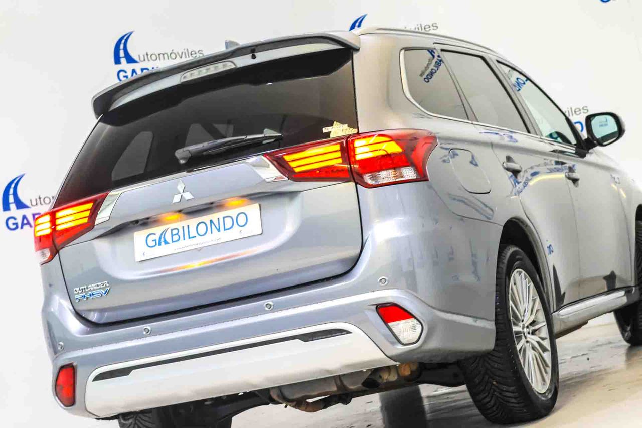 Mitsubishi Outlander 2.4 PHEV Motion Auto 4WD - Foto 27