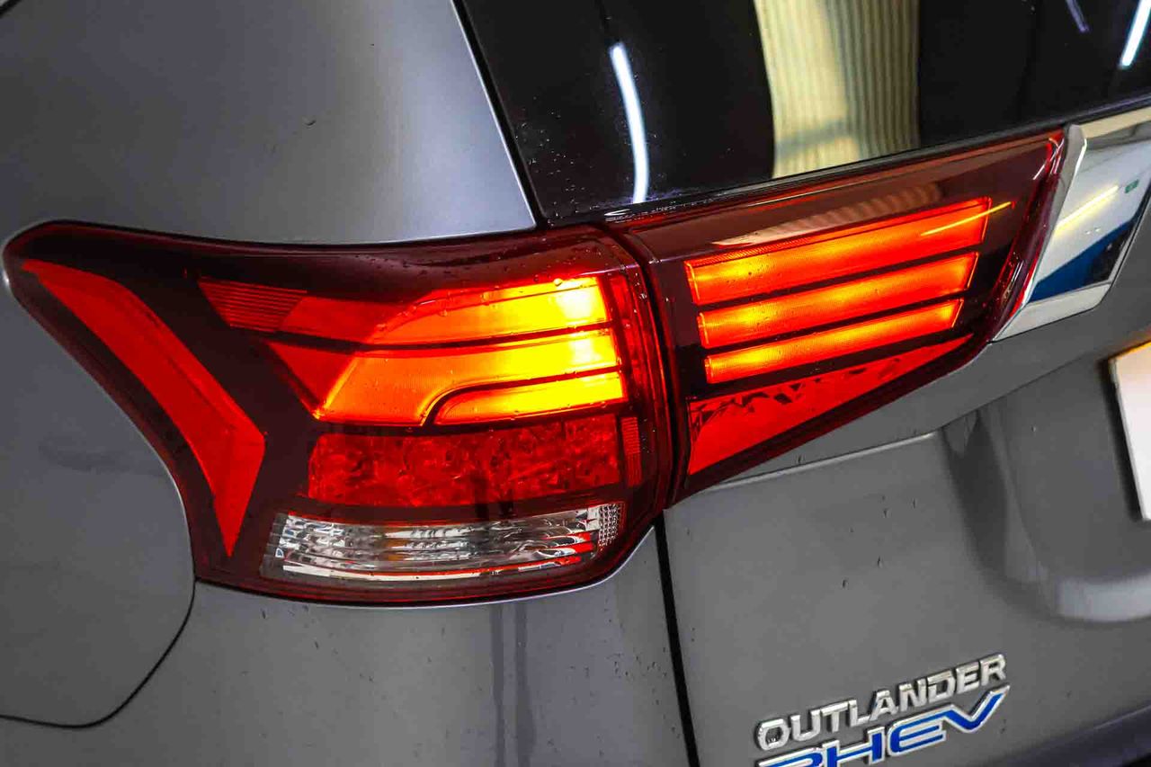 Mitsubishi Outlander 2.4 PHEV Motion Auto 4WD - Foto 16