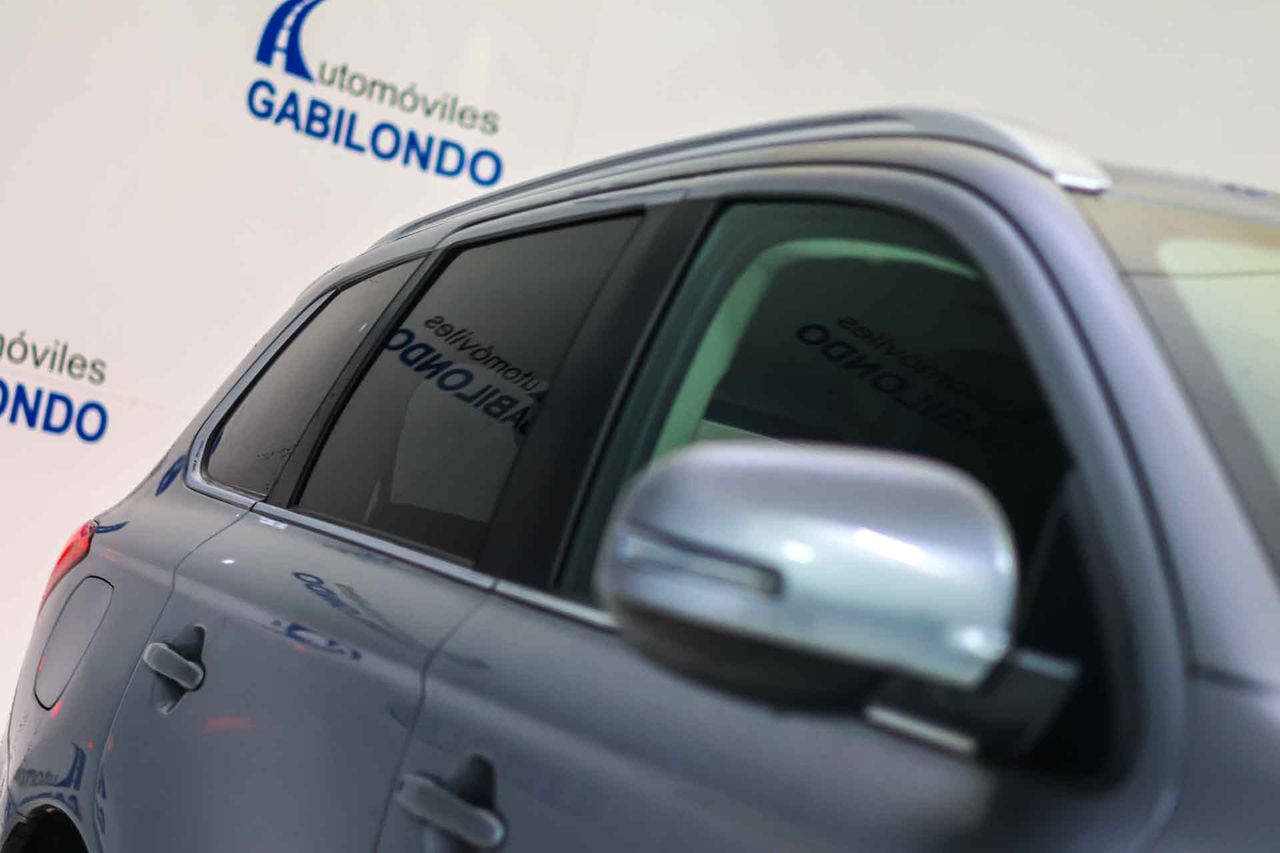 Mitsubishi Outlander 2.4 PHEV Motion Auto 4WD - Foto 19