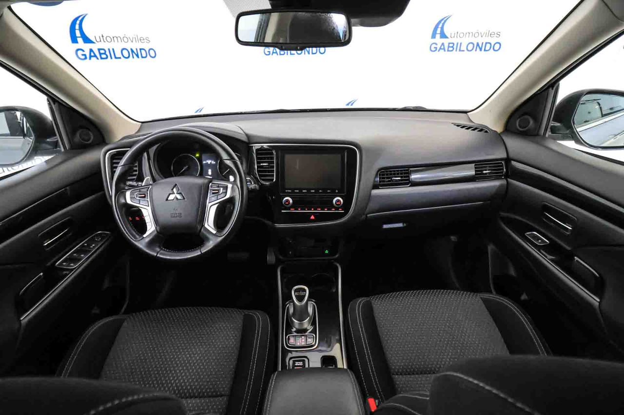 Mitsubishi Outlander 2.4 PHEV Motion Auto 4WD - Foto 33