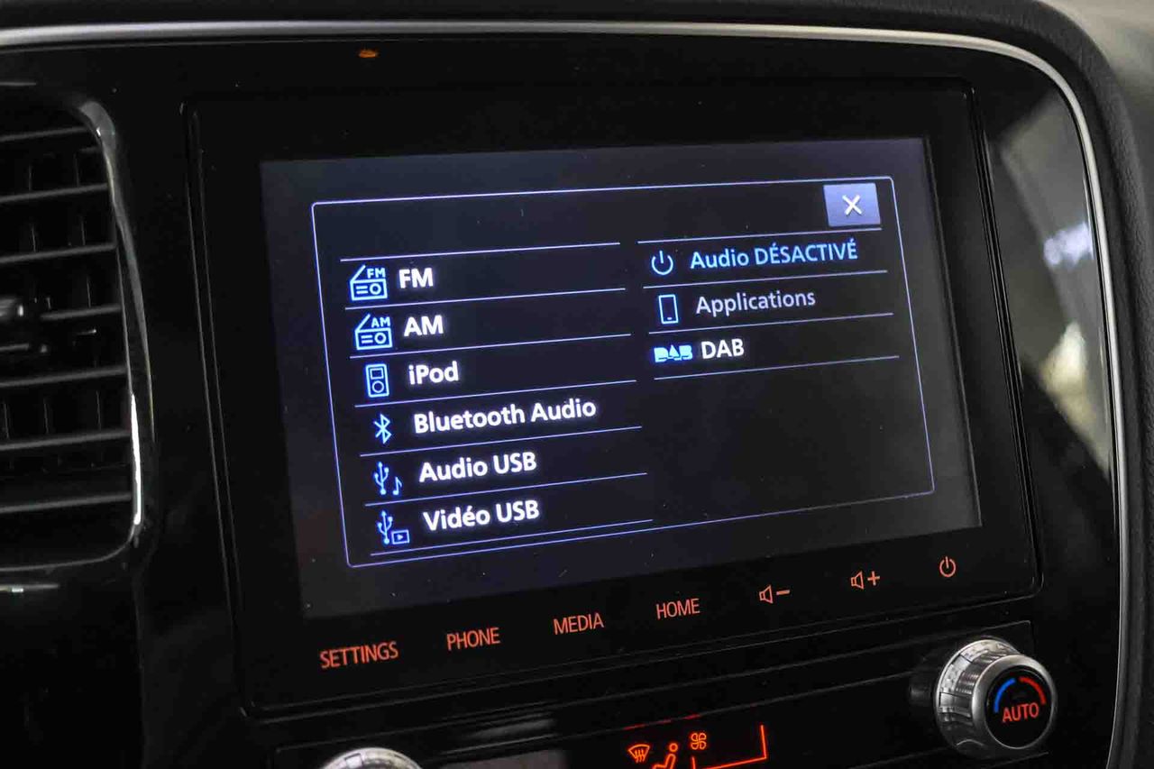 Mitsubishi Outlander 2.4 PHEV Motion Auto 4WD - Foto 55