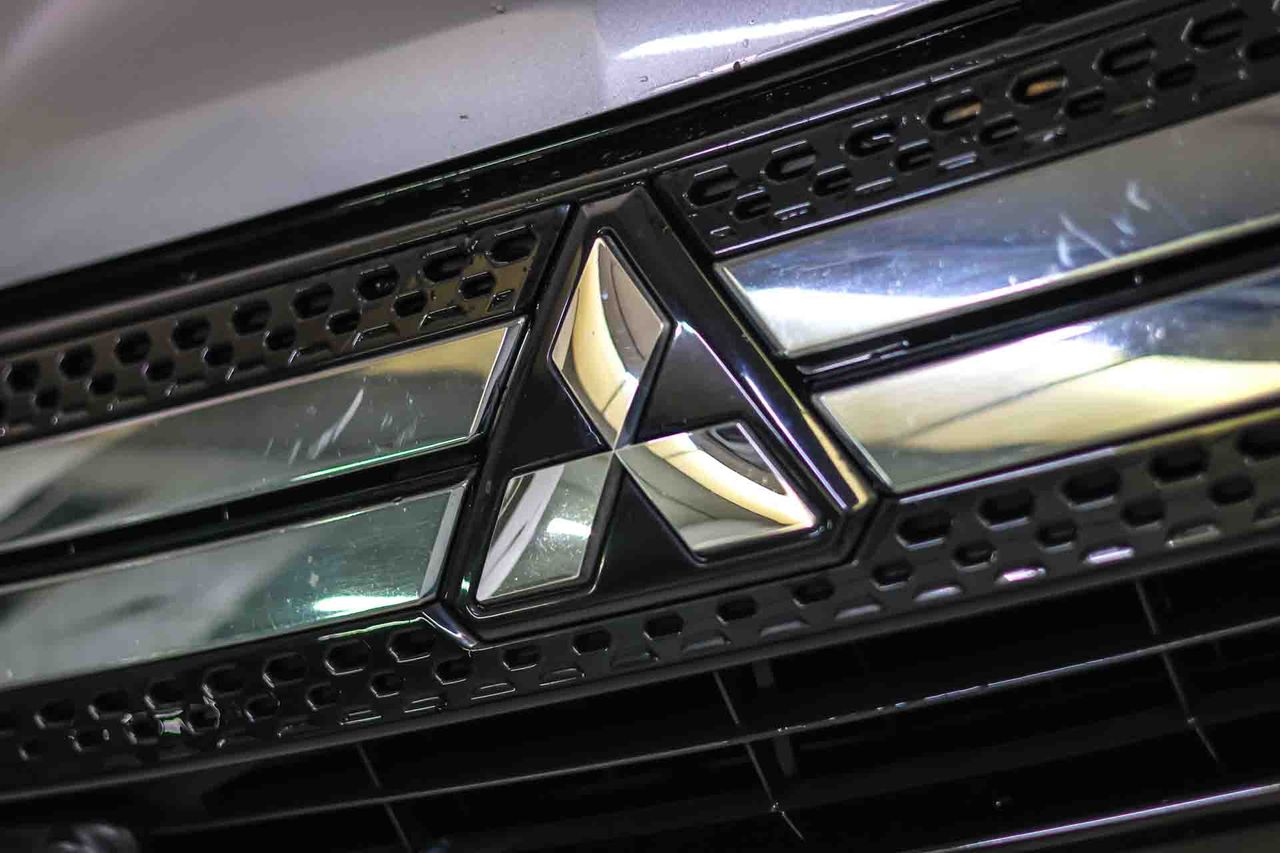 Mitsubishi Outlander 2.4 PHEV Motion Auto 4WD - Foto 11