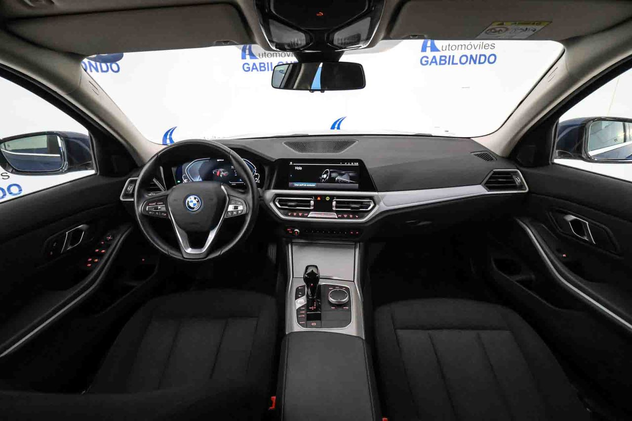 BMW Serie 3 320e - Foto 35