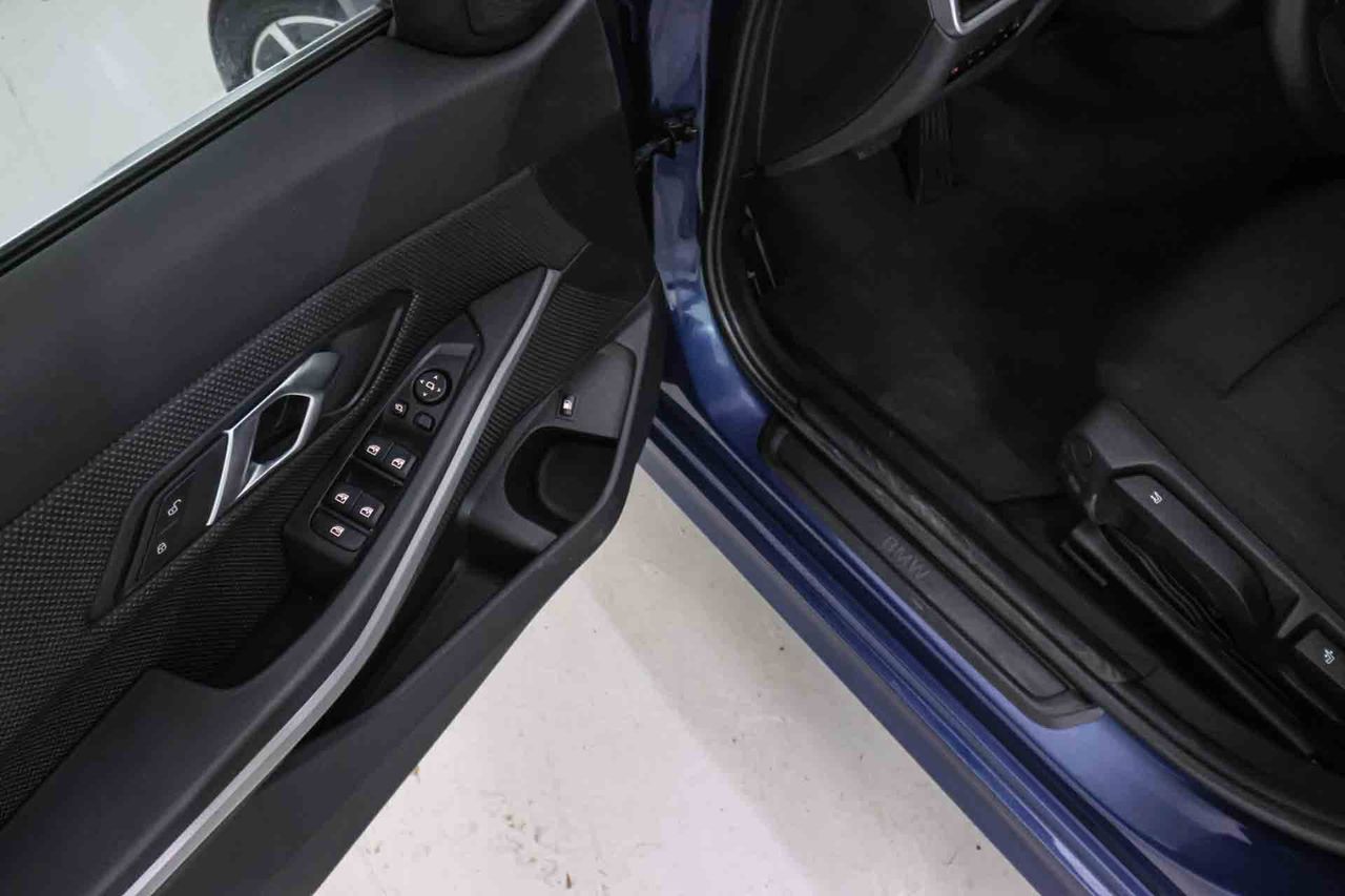 BMW Serie 3 320e - Foto 32