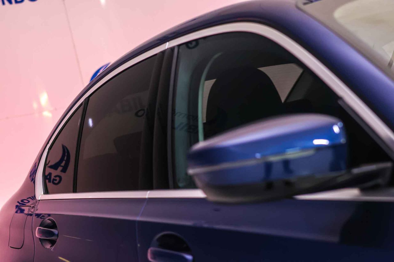 BMW Serie 3 320e - Foto 25