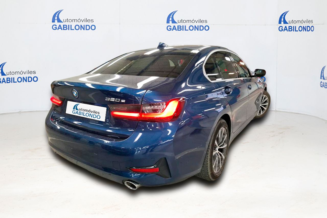 BMW Serie 3 320e - Foto 3