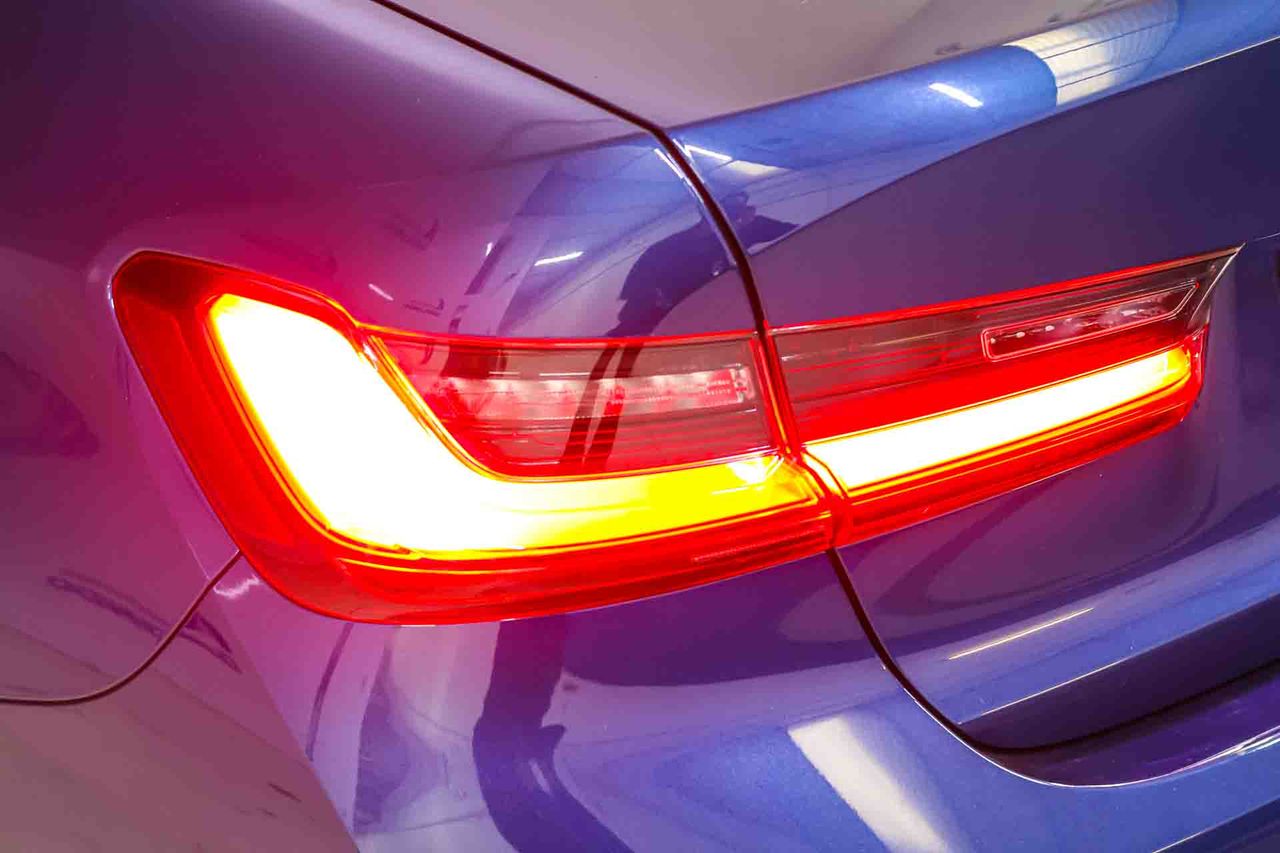 BMW Serie 3 320e - Foto 18