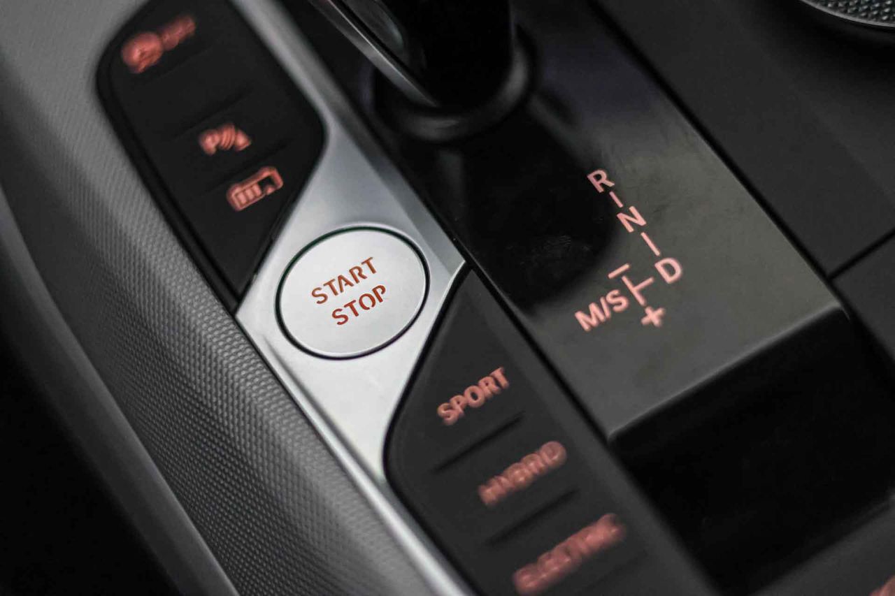 BMW Serie 3 320e - Foto 44