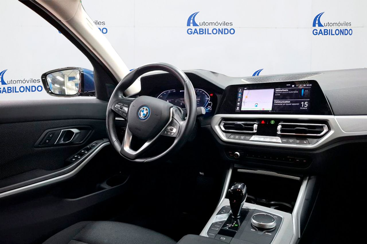 BMW Serie 3 320e - Foto 4