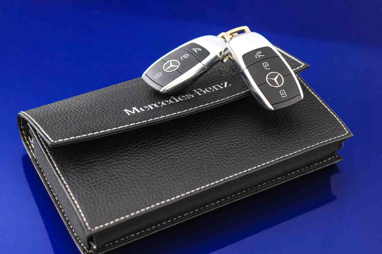 Mercedes GLC Coupé GLC 300 e 4MATIC AMG Line **Techo solar** - Foto 68