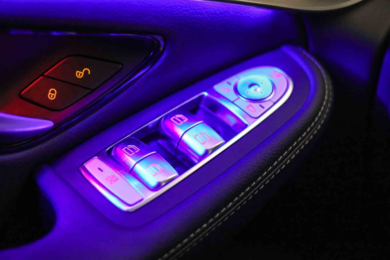 Mercedes GLC Coupé GLC 300 e 4MATIC AMG Line **Techo solar** - Foto 33