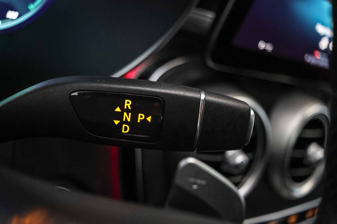 Mercedes GLC Coupé GLC 300 e 4MATIC AMG Line **Techo solar** - Foto 41