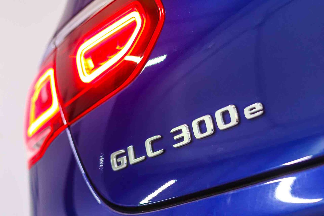 Mercedes GLC Coupé GLC 300 e 4MATIC AMG Line **Techo solar** - Foto 16