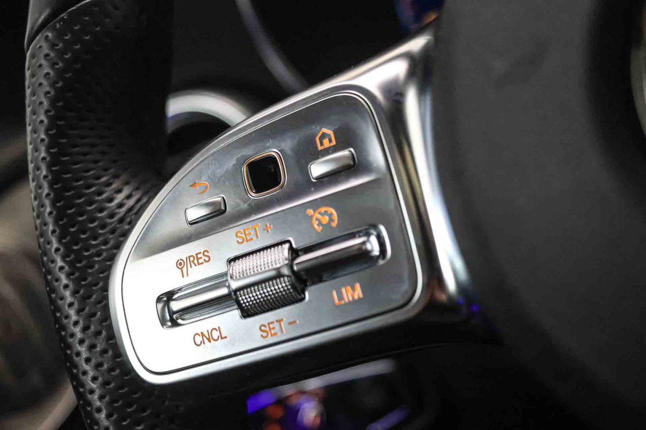 Mercedes GLC Coupé GLC 300 e 4MATIC AMG Line **Techo solar** - Foto 38