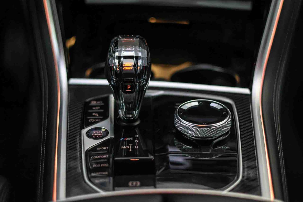 BMW Serie 8 M850i xDrive - Foto 43