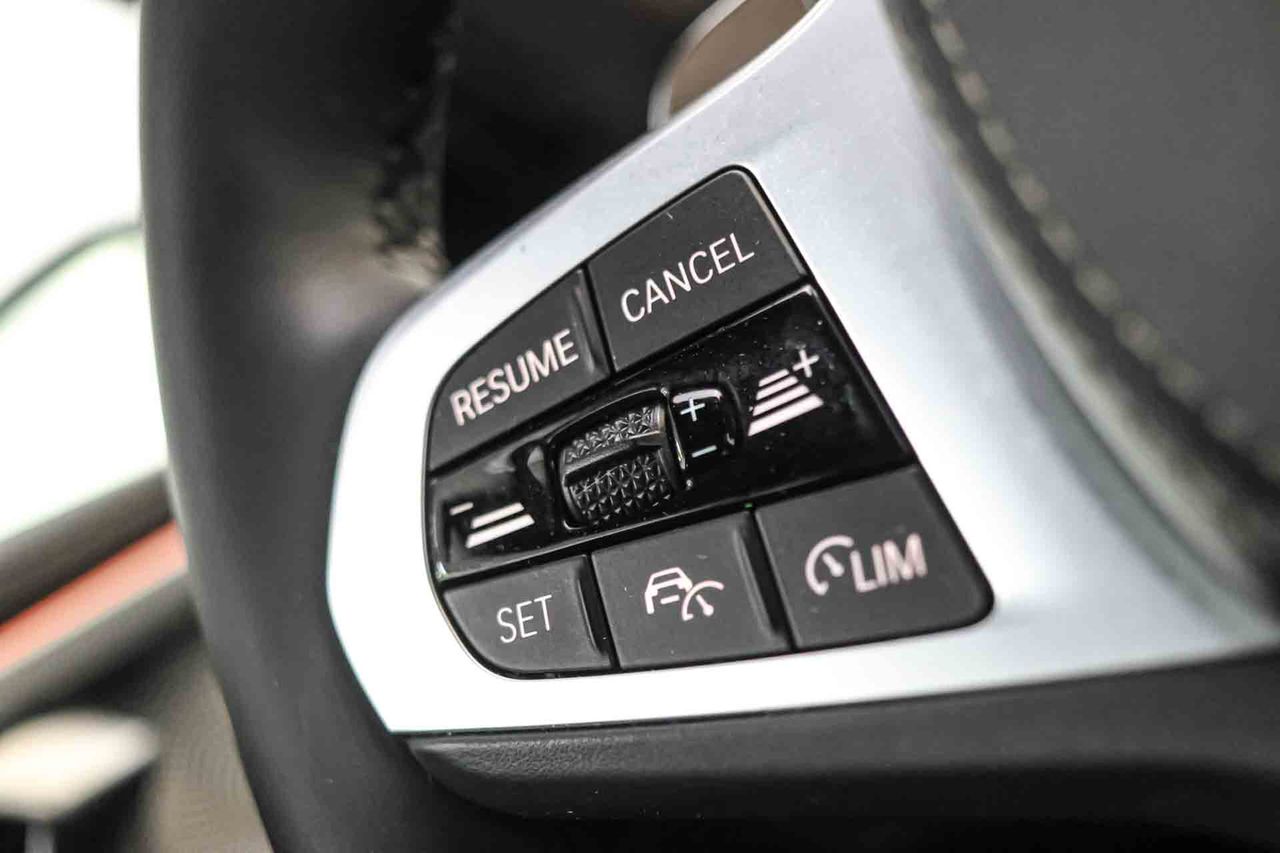 BMW Serie 8 M850i xDrive - Foto 38