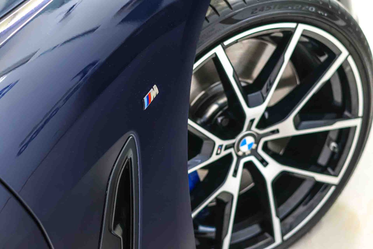BMW Serie 8 M850i xDrive - Foto 21
