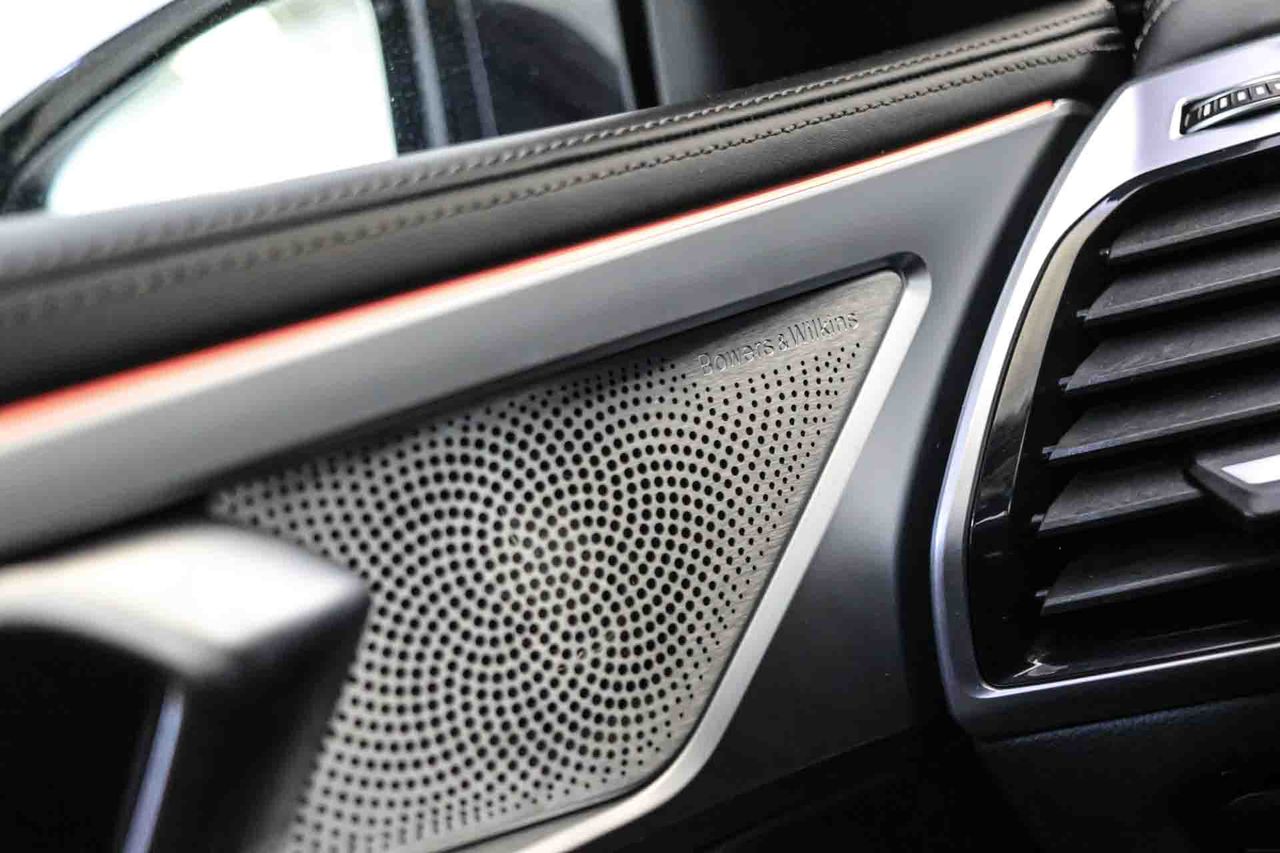 BMW Serie 8 M850i xDrive - Foto 33