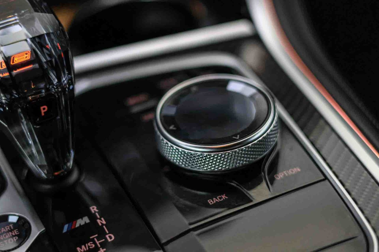 BMW Serie 8 M850i xDrive - Foto 45