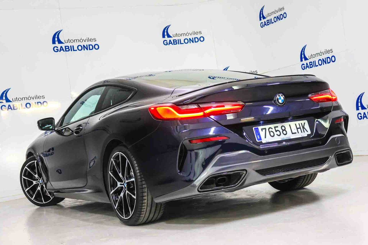 BMW Serie 8 M850i xDrive - Foto 14