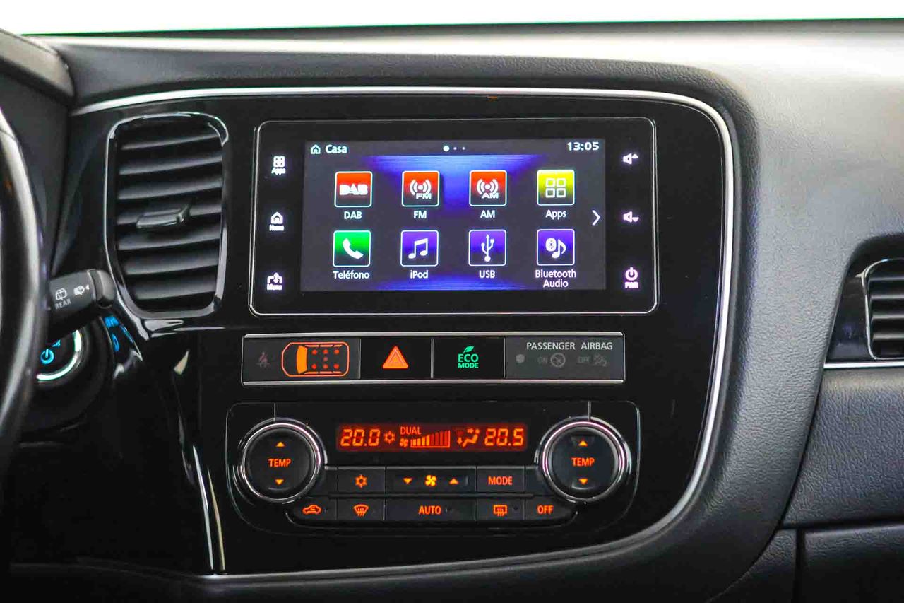 Mitsubishi Outlander 2.4 PHEV Motion Auto 4WD - Foto 47