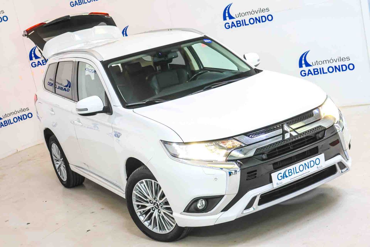 Mitsubishi Outlander 2.4 PHEV Motion Auto 4WD - Foto 24
