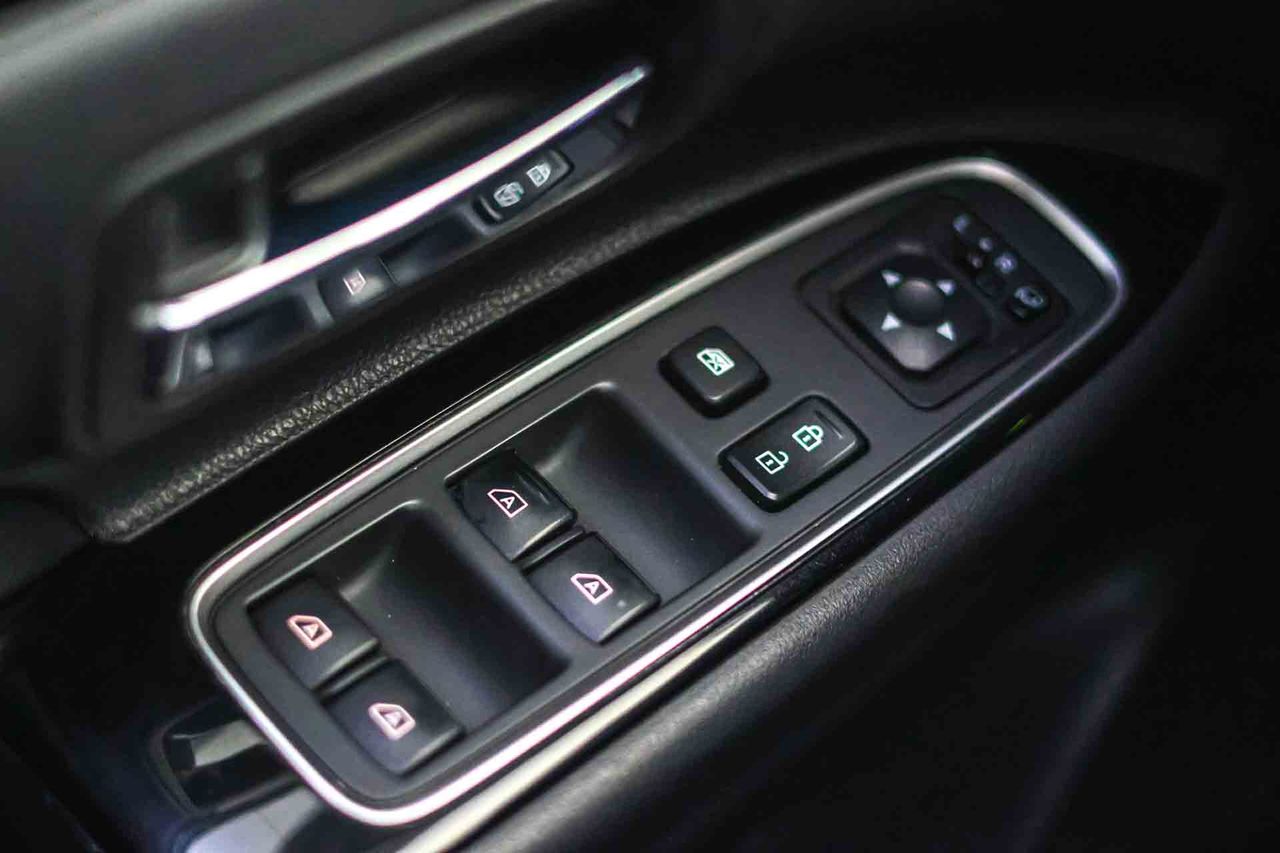 Mitsubishi Outlander 2.4 PHEV Motion Auto 4WD - Foto 34