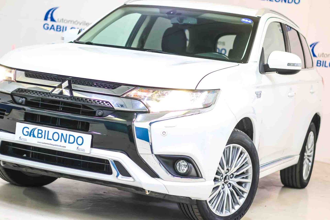 Mitsubishi Outlander 2.4 PHEV Motion Auto 4WD - Foto 29