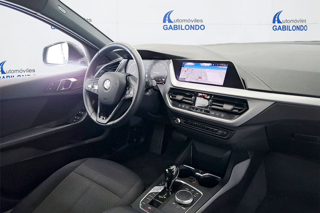 BMW Serie 1 118i Auto. - Foto 3