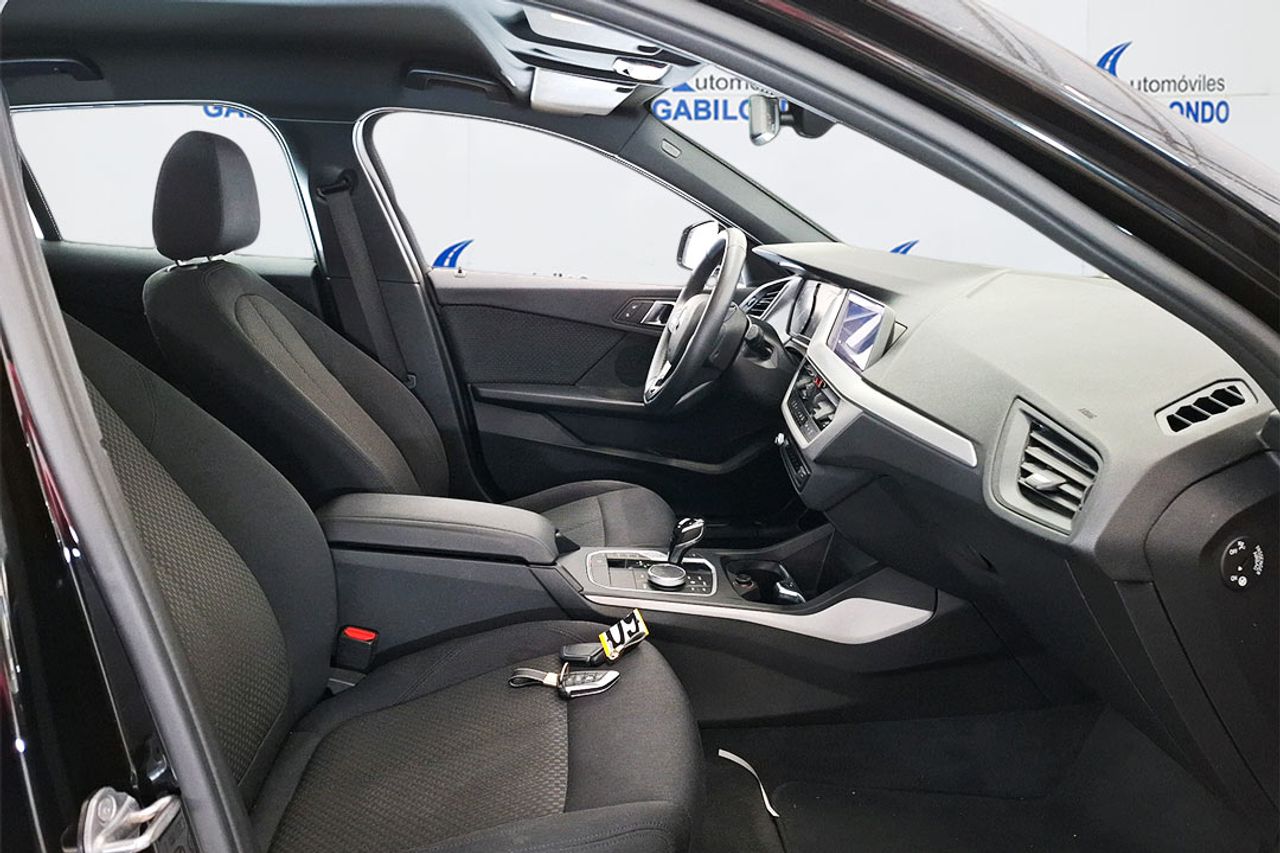 BMW Serie 1 118i Auto. - Foto 5