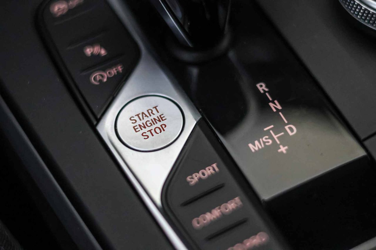 BMW Serie 1 118i Auto. - Foto 40