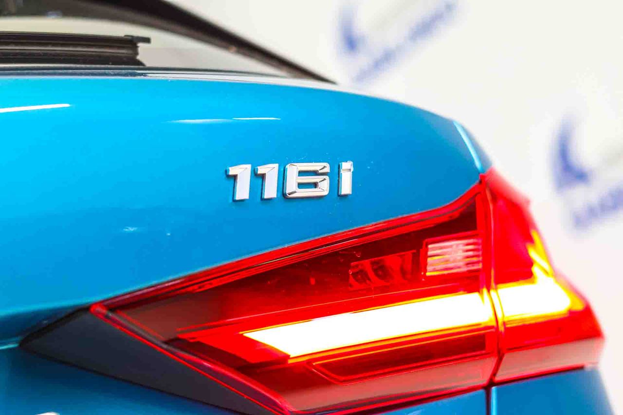 BMW Serie 1 118i **Versión 116i Auto** - Foto 14