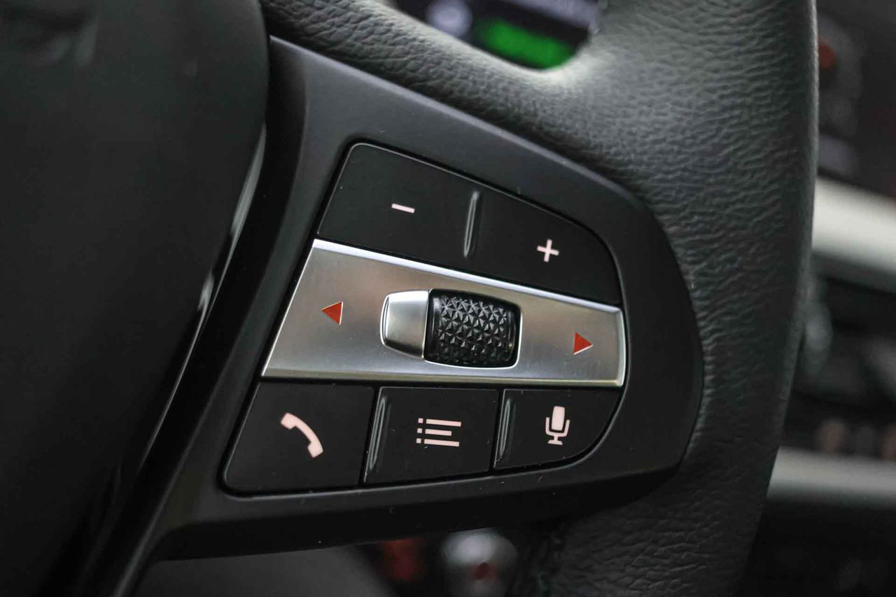 BMW Serie 1 118i **Versión 116i Auto** - Foto 33