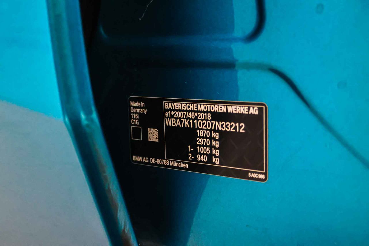 BMW Serie 1 118i **Versión 116i Auto** - Foto 8