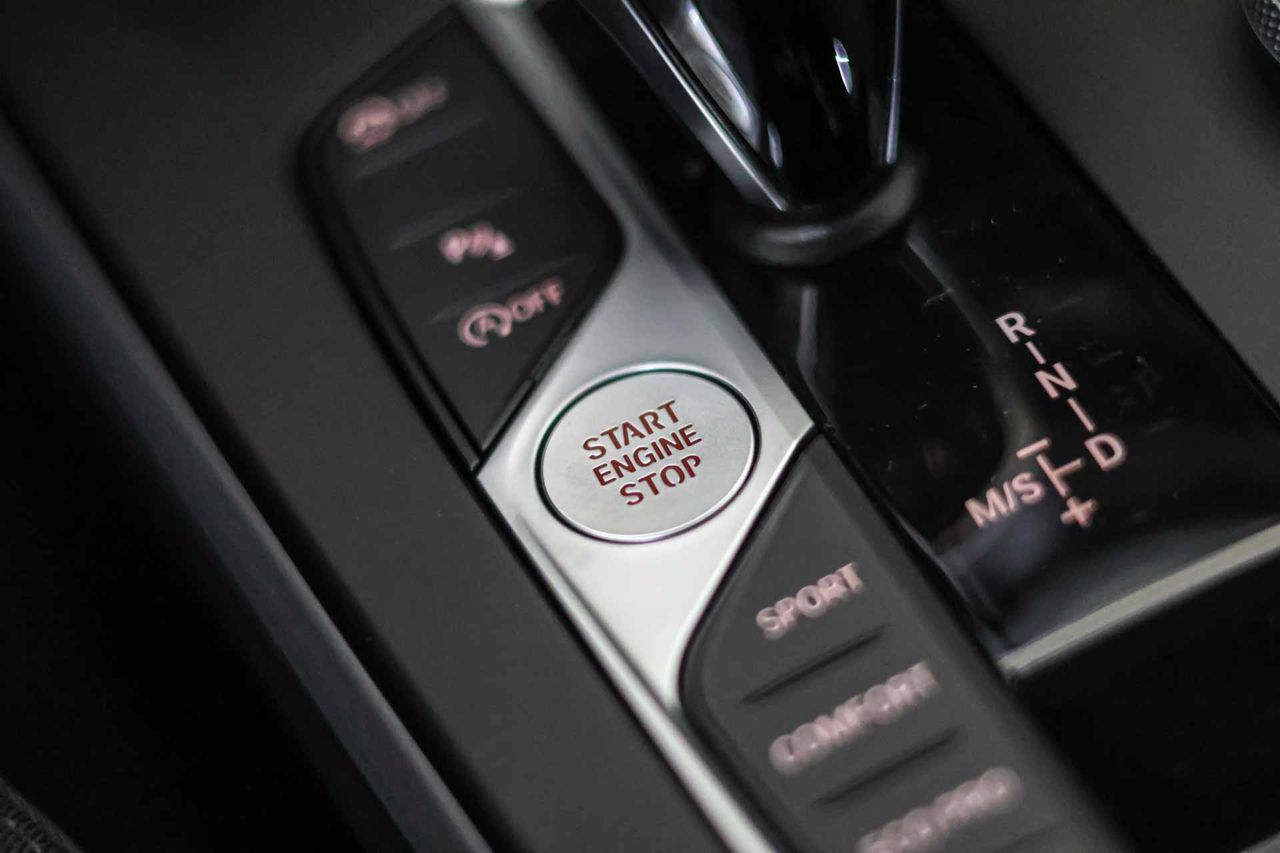 BMW Serie 1 118i **Versión 116i Auto** - Foto 38