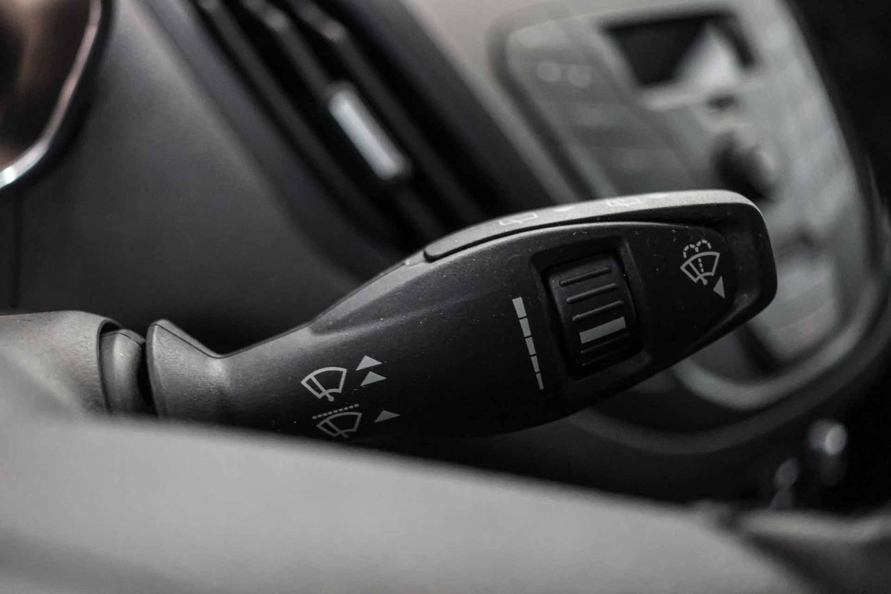 Ford Tourneo Courier 1.0 EcoBoost 100cv Titanium - Foto 41