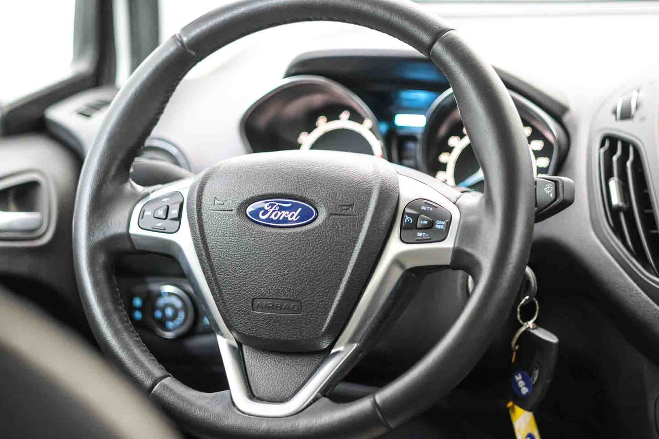 Ford Tourneo Courier 1.0 EcoBoost 100cv Titanium - Foto 36