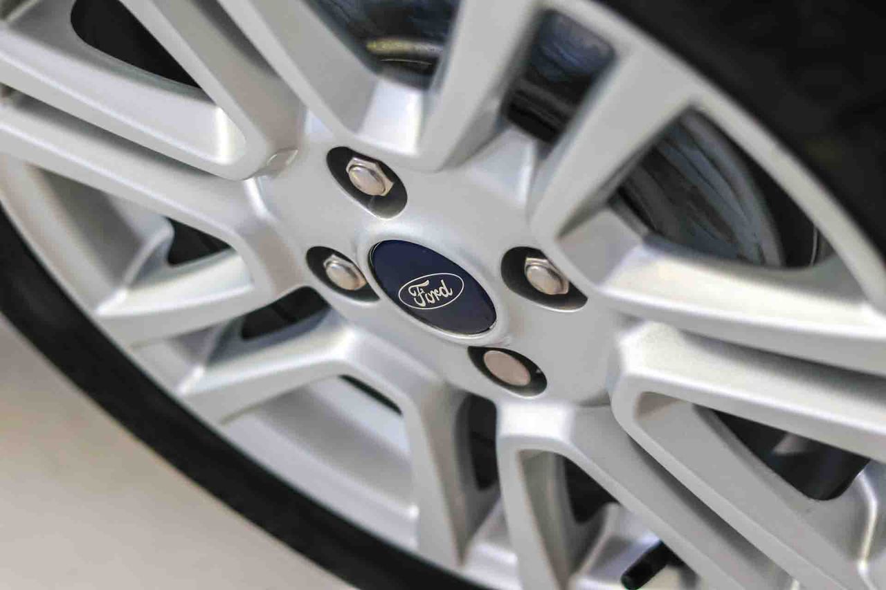 Ford Tourneo Courier 1.0 EcoBoost 100cv Titanium - Foto 19