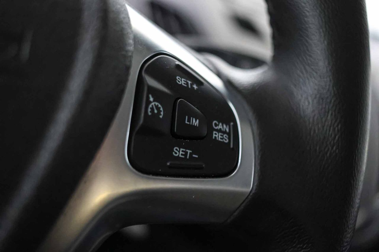 Ford Tourneo Courier 1.0 EcoBoost 100cv Titanium - Foto 39