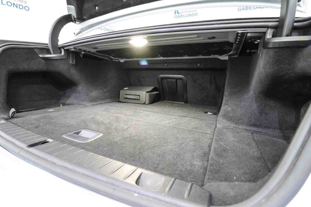 BMW Serie 7 745e - Foto 78