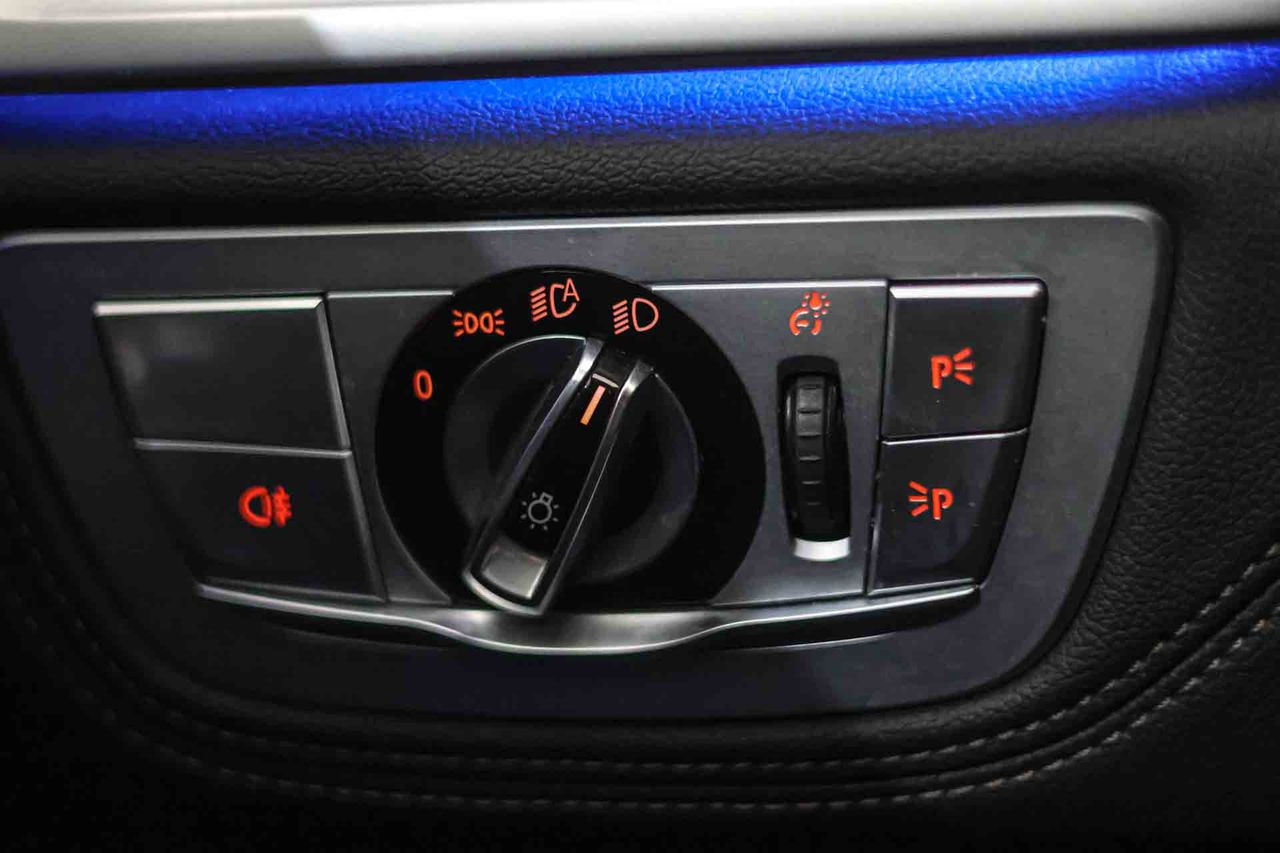 BMW Serie 7 745e - Foto 41