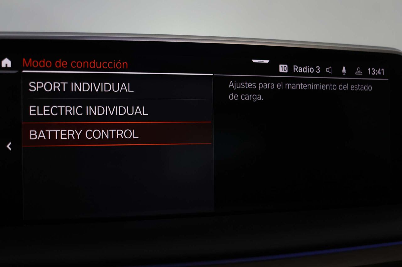 BMW Serie 7 745e - Foto 83