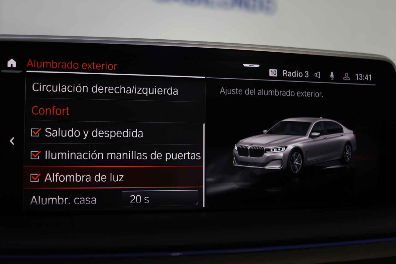 BMW Serie 7 745e - Foto 84