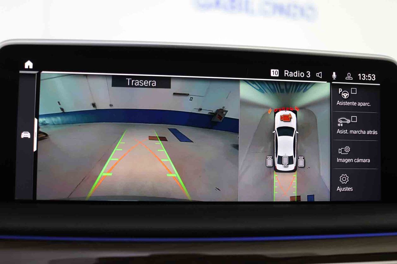 BMW Serie 7 745e - Foto 93