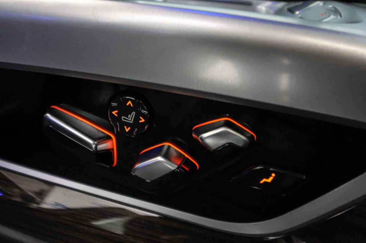 BMW Serie 7 745e - Foto 68