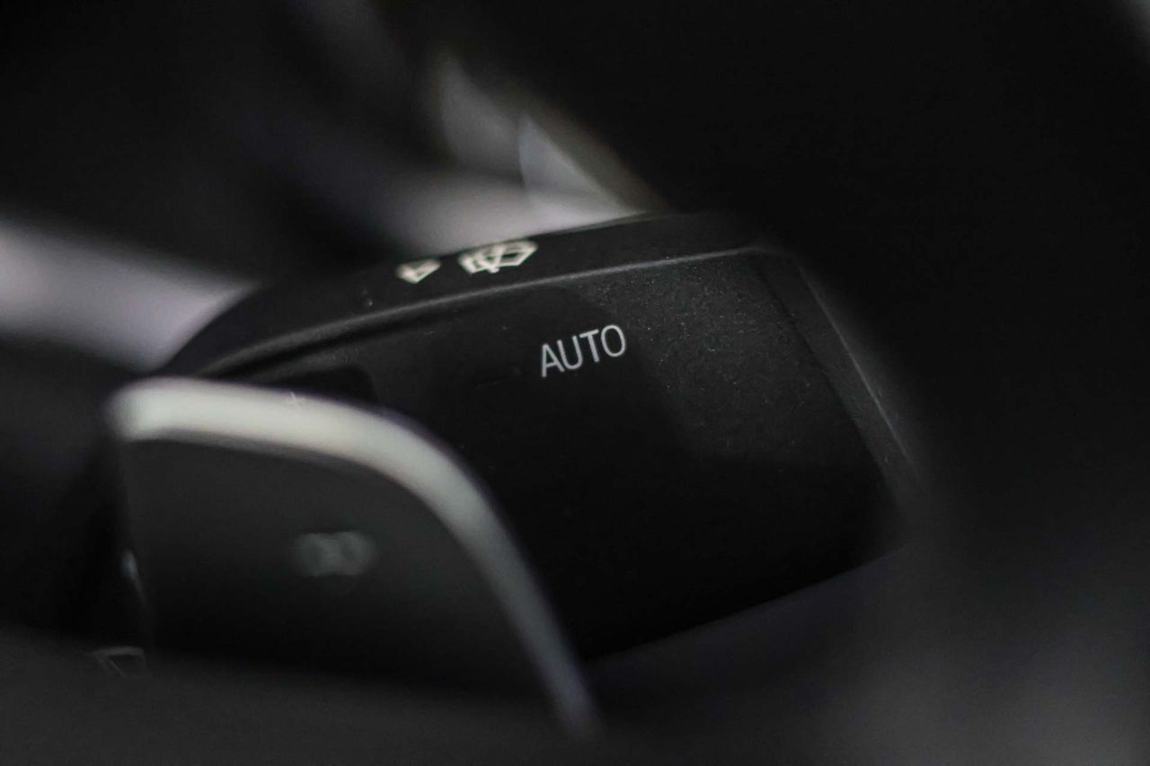 BMW Serie 7 745e - Foto 49