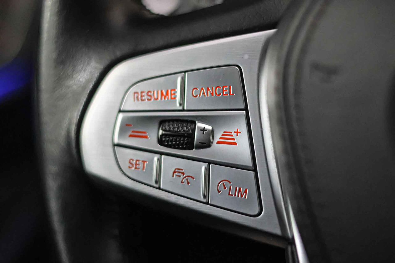 BMW Serie 7 745e - Foto 46