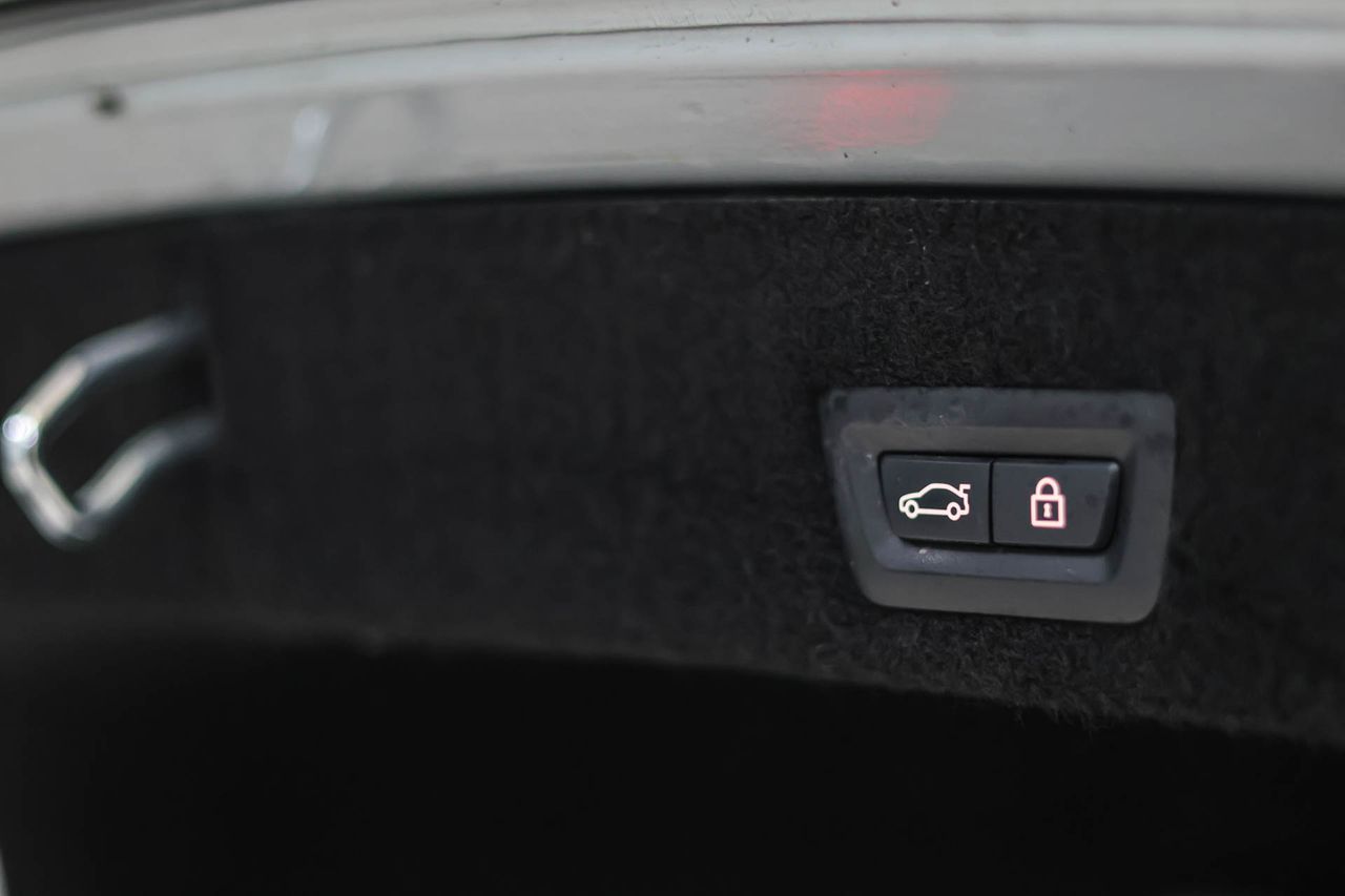 BMW Serie 7 745e - Foto 76