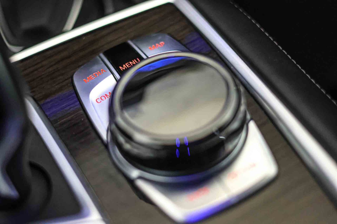 BMW Serie 7 745e - Foto 55